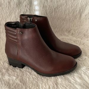 Sorel Danica leather waterproof booties